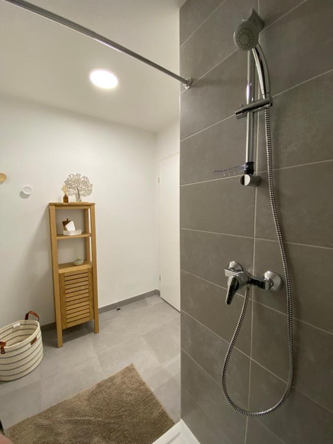 Charmant Appartement Neuf Et Confortable Classe 4 Etoiles Бискаррос Экстерьер фото