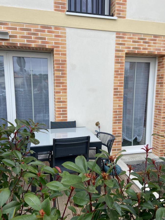 Charmant Appartement Neuf Et Confortable Classe 4 Etoiles Бискаррос Экстерьер фото