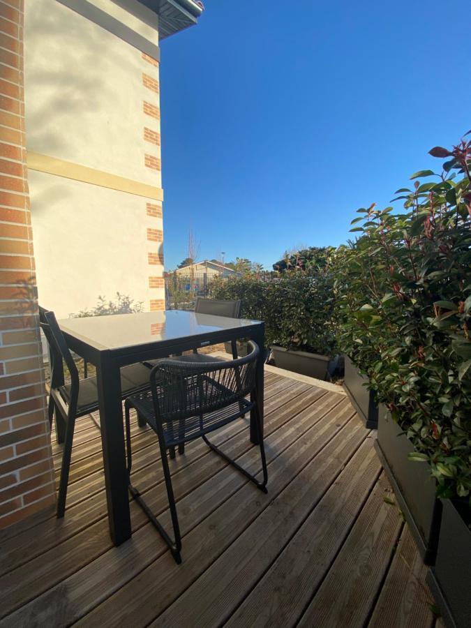 Charmant Appartement Neuf Et Confortable Classe 4 Etoiles Бискаррос Экстерьер фото
