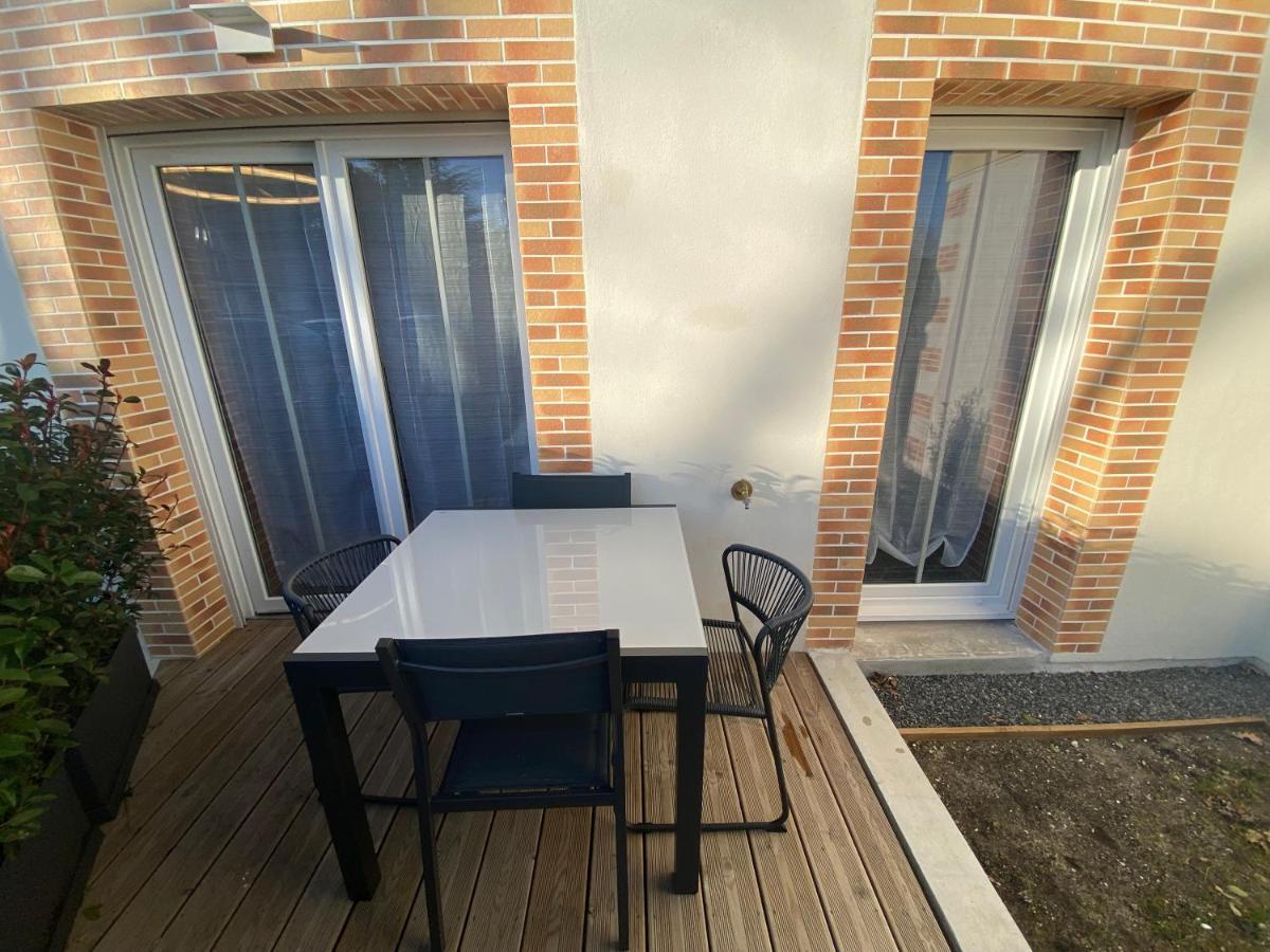 Charmant Appartement Neuf Et Confortable Classe 4 Etoiles Бискаррос Экстерьер фото